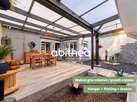 une maison familiale aux volumes généreux et aux nombreux at