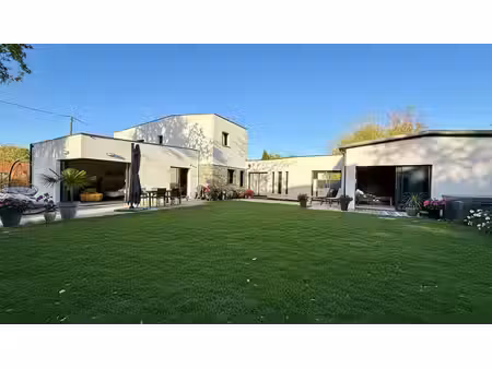 a vendre - maison avec piscine - 44470 mauves-sur-loire