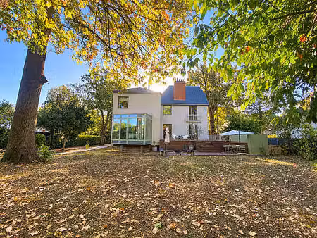 maison individuelle 5 chambres meublée avec jardin et local à vélos