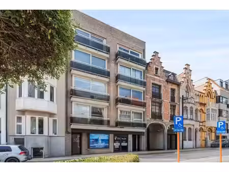 local commercial à vendre dans le centre de middelkerke