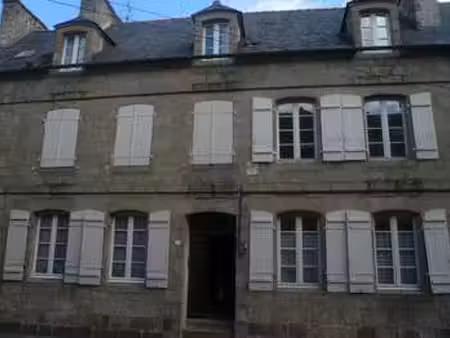 location appartement t1 à dinan (22100) : à louer t1 / 30m² dinan