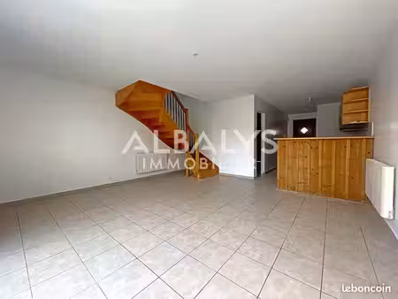 maison 4 pièces 80 m²