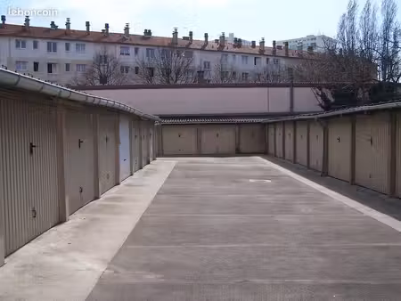box 13m2 a bonneuil sur marne