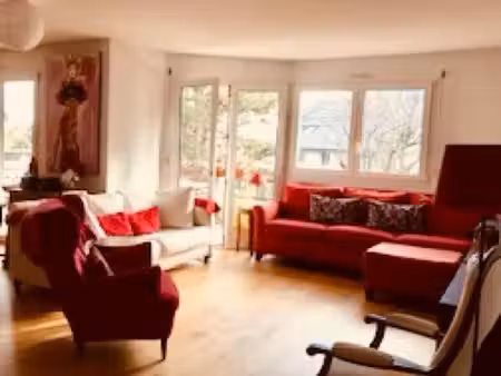 divonne centre: bel appartement familial 120 m² – grand séjour  terrasse couverte  garage