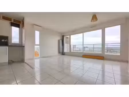 appartement saint nazaire 2 pièce(s) 48 m² - 5ième et dernier étage avec ascenseur