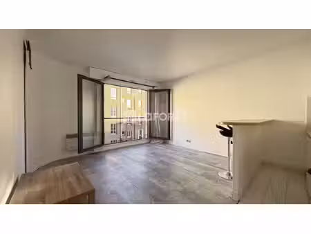 appartement saint denis 1 pièce(s) 24.61 m2