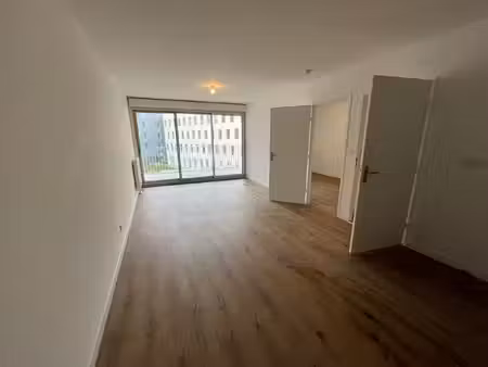 location appartement 2 pièces  42.89m²  fleury
