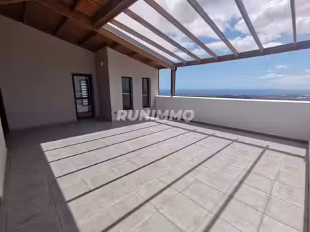 location appartement 4 pièces 97.33 m² à la possession (97419)  1 450 €
