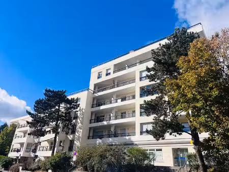 location appartement 2 pièces  43.00m²  versailles