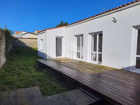 maison 4 pièces 81 m² à louer la rochelle 17000 ? | era immobilier