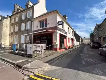 vente bureaux et commerces à montebourg (50310) : à vendre / 162m² montebourg