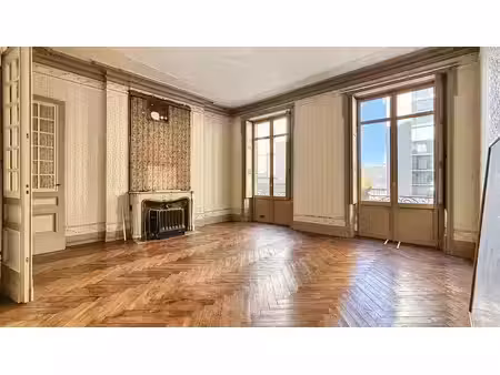 vente appartement 4 pièces 121 m² à bordeaux (33000)  422 000 €