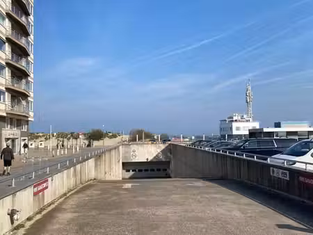 parking - garage fermé