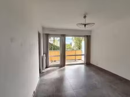 location appartement t1 à angers capucins verneau (49000) : à louer t1 / 25m² angers capuc