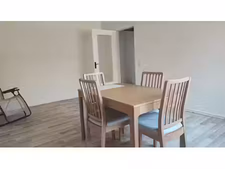 caen : appartement meublé de 51 m² avec parking privatif et cave