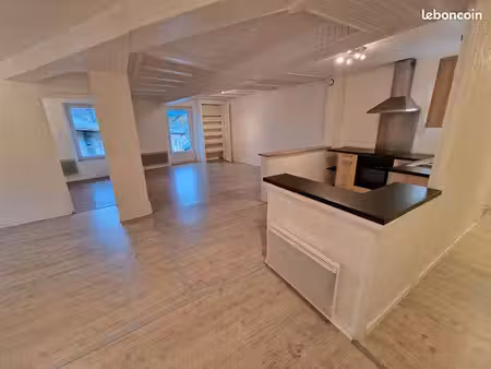 appartement 3 pièces 82 m²