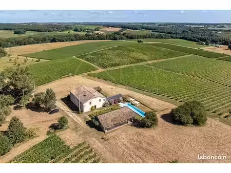 grange 6 pièces 450 m²