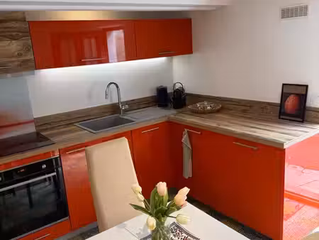 petite maison de ville meublée – béziers