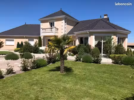 maison • 5 pièces • 164m2