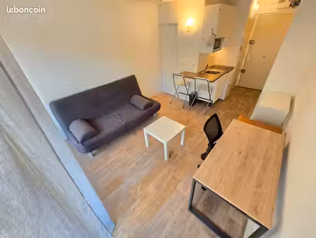 studio 18 m² avec parking privé – centre aix-en-provence