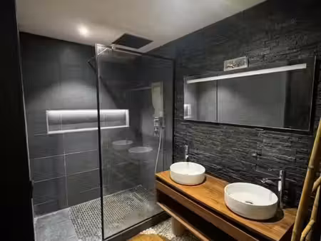 location t2 meublé rénové de 45 m² avec balcon – lyon 7e – métro garibaldi