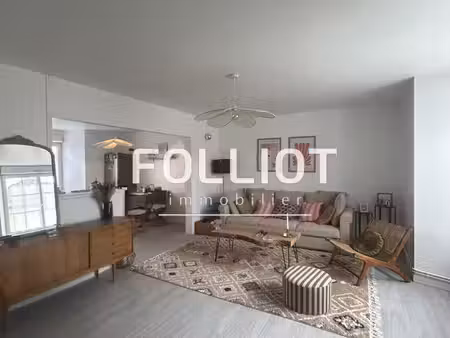a louer - proximité centre ville de vire  appartement t4 de 85 28 m² en parfait état