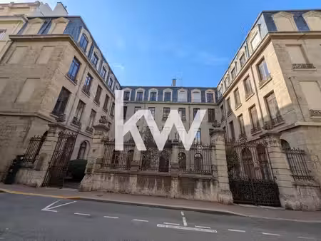 appartement t2 - parking - saint-etienne hyper centre