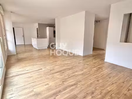 appartement de106 m² en rez-de-jardin avec jardin privatif