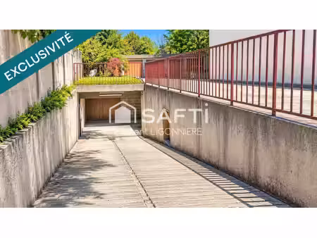 5 box fermés – 225 m² – spécial investisseur