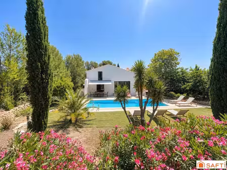 la cadière-d’azur – superbe maison de plain-pied avec piscine et fort potentiel