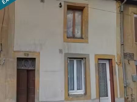 jolie petite maison de caractere en locatif ou à usage d'habitation