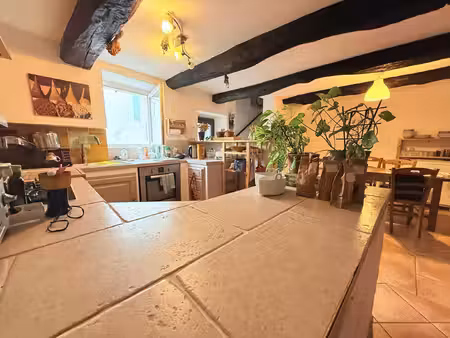 coup de coeur — maison de village atypique de 102 m² · toit-
