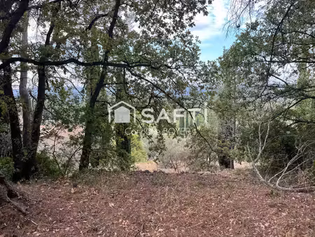 terrain constructible de 4923 m2