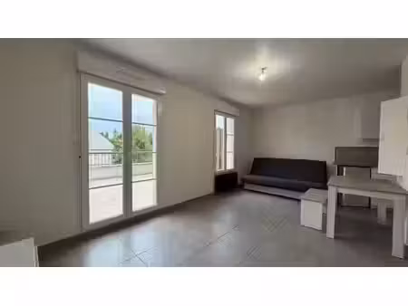 location appartement 1 pièce 25 m² à etampes (91150)  600 €