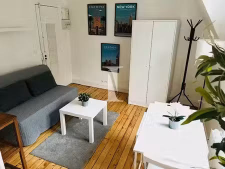 studio meublé - 514 € - quartier chateau - maisons-laffitte
