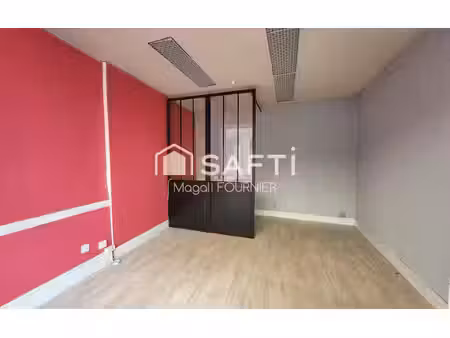 à louer – local commercial de 16 37 m² à craon (mayenne)
