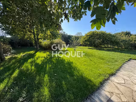 à 9 km de la rochelle - magnifique longère en pierre sur une parcelle de 2178m².