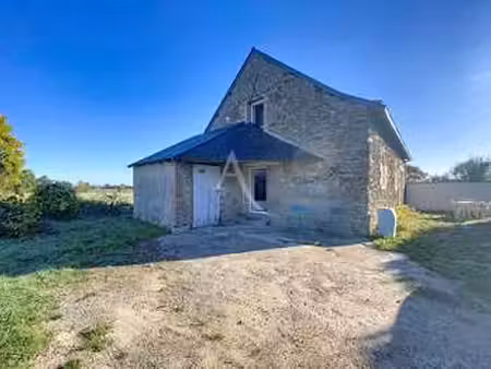 vente maison à soulaire-et-bourg (49460) : à vendre / 133m² soulaire-et-bourg