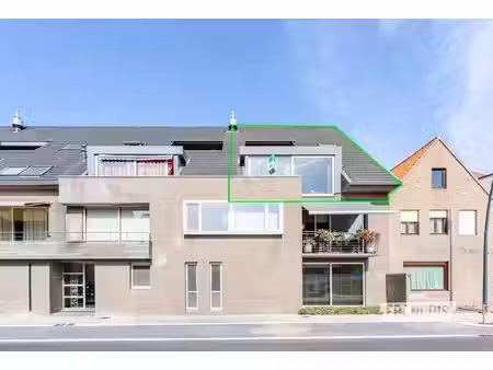 ruim duplex appartement in centrum zedelgem