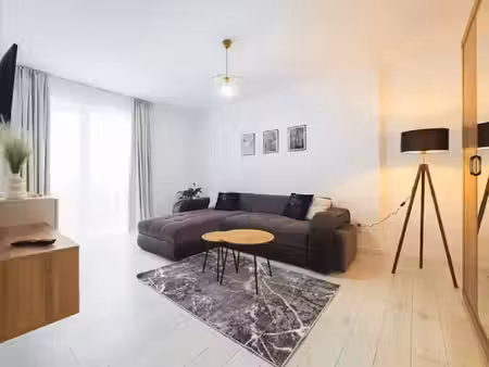 appartement - parking gratuit à sint-amandsberg