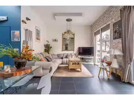 maison de ville avec terrasses et garage au coeur de la croix rousse à lyon - 78 m2 - 4490