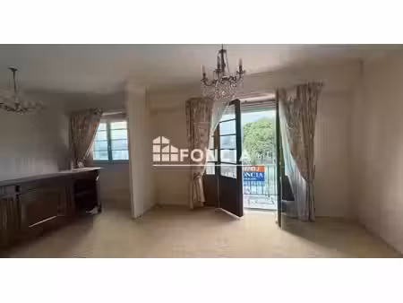 oloron sainte marie  appartement 80 m² avec balcons  dernier étage