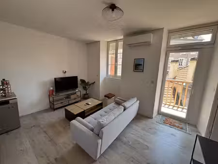 superbe t2 renove pau