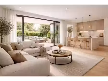 **rare et exclusif centre-ville t3 avec jardin + terrasses + boxs**