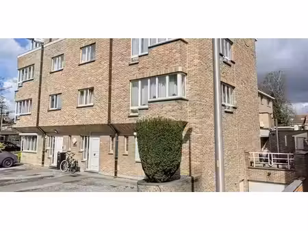 appartement à louer à sint-truiden pour € 815 avec 2 chambres à coucher