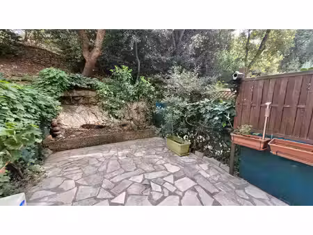 toulon le petit bois | t2 bis avec terrasse  jardinet et p