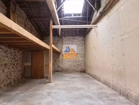 vente garage et parking au pellerin (44640) : à vendre / 46m² le pellerin