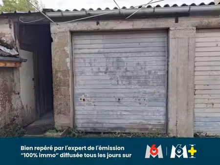 garage fermé indépendant avec grenier