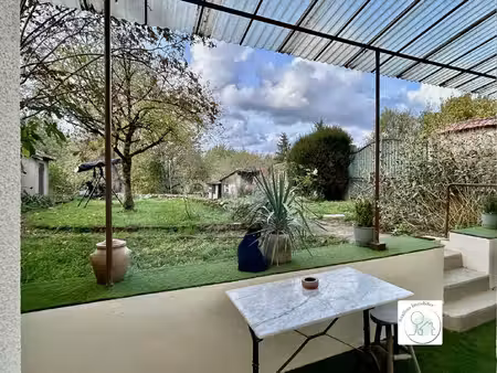 blaye  le charme de la pierre avec le confort du « tout à pied