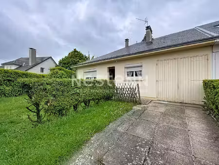 a vendre maison de plain-pied de 4 pièces de 76 m2 à plaisir - quartier centre ville